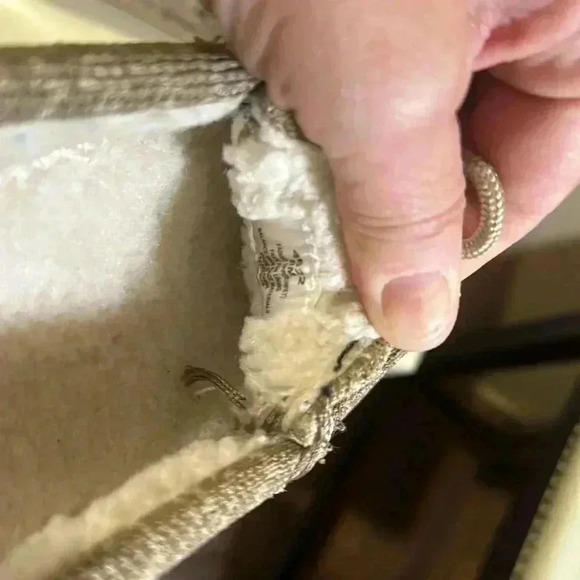 Minnetonka slippers size 8 - Picture 7 of 7